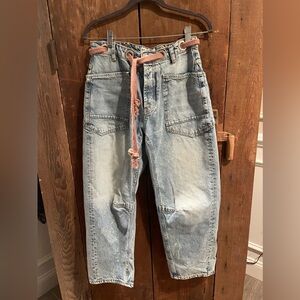 Free People Moxie pull on barrel jeans